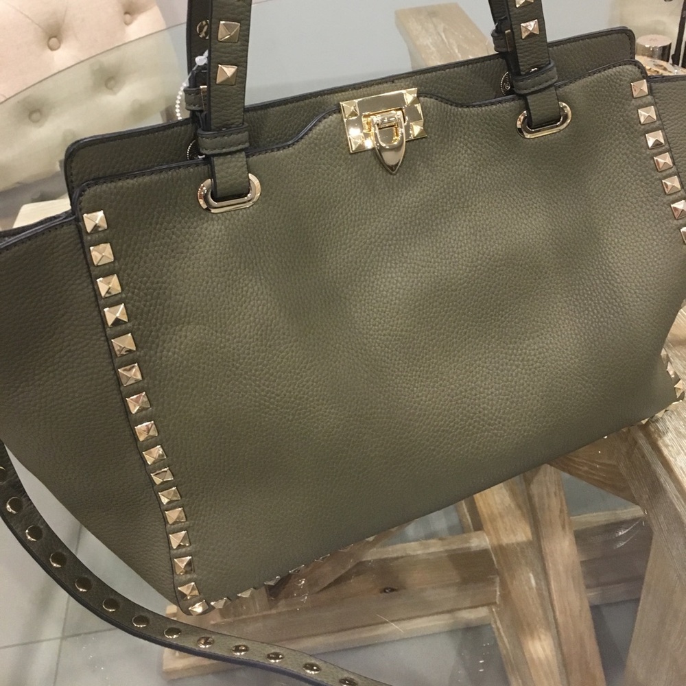 Valentino Look For Less! - Picture 2 of 7